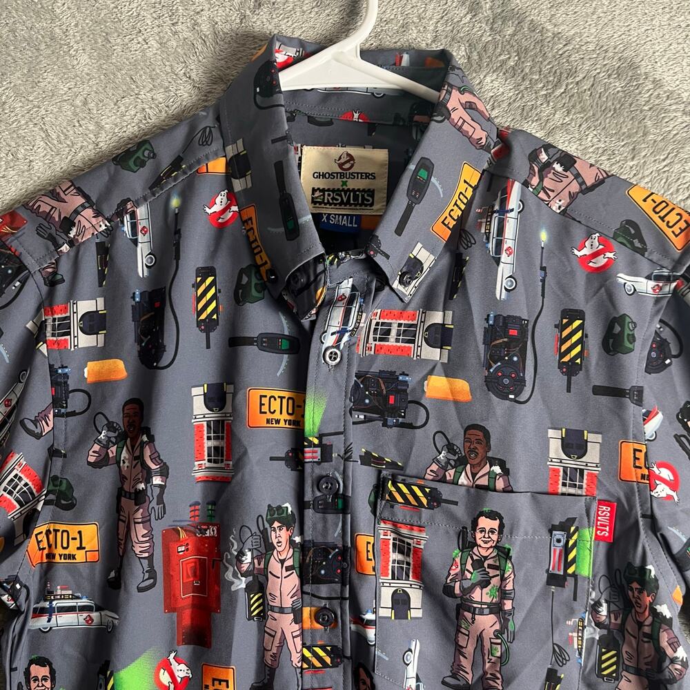 Rsvlts Ghostbusters Ain't Afraid Button Down Shor… - image 3